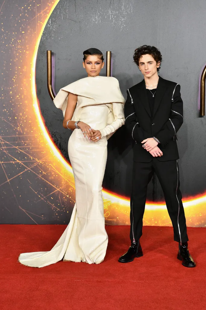 Zendaya y Timothée Chalamet en la premiere de Dune en Londres
