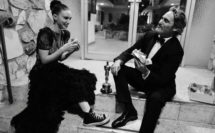 Rooney-Mara-Joaquin-Phoenix