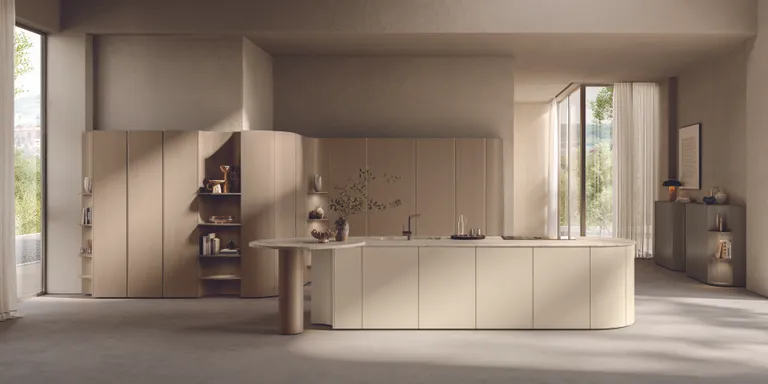 Flair, la colección de Scavolini que le devolvió las curvas a la cocina