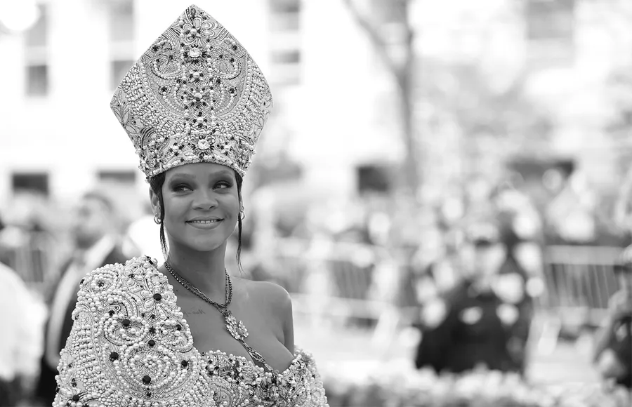 Rihanna-Mitra-Met-Gala