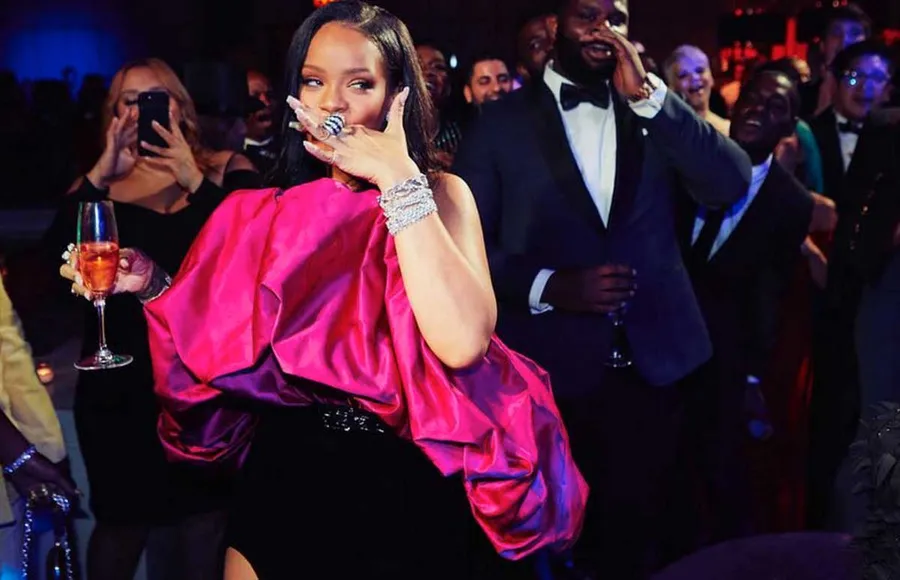 rihanna-ugg