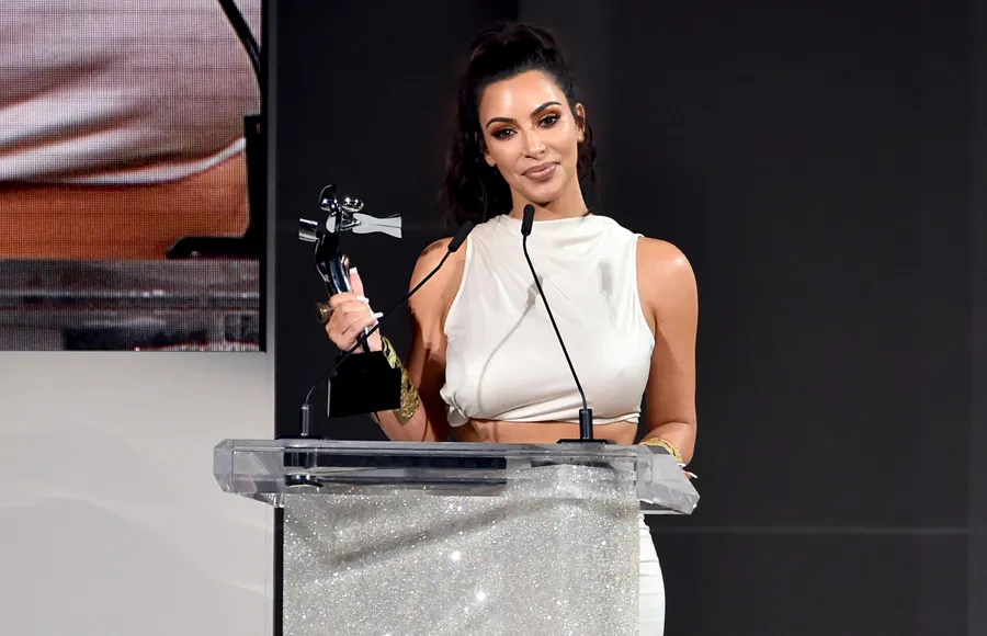 Kim-Kardashian-CFDA-Fashion-Influencer