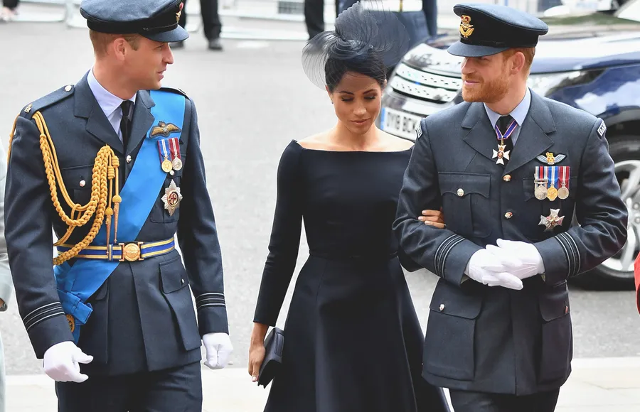 Meghan-Markle-Little-Black-Dress