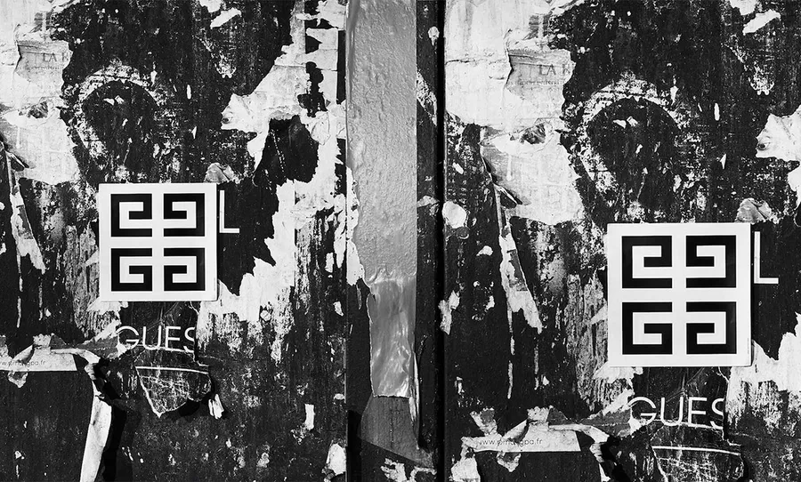 Givenchy-Fashion-show-invitaciones