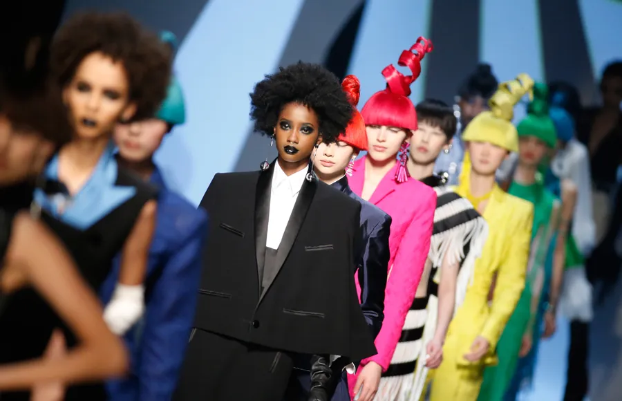 GAULTIER-COUTURE-SS18-DEST