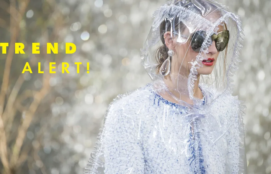 IMPERMEABLE-TRANSPARENTE-CHANEL