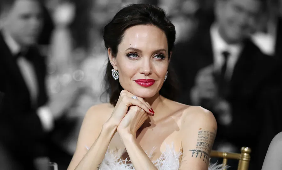 Angelina-Jolie-Nueva-Pelicula-Cambio-de-Look