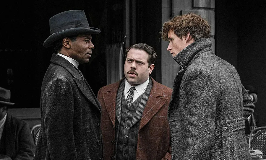 Fantastic-Beasts-the-crimes-of-grindelwald-2-pelicula