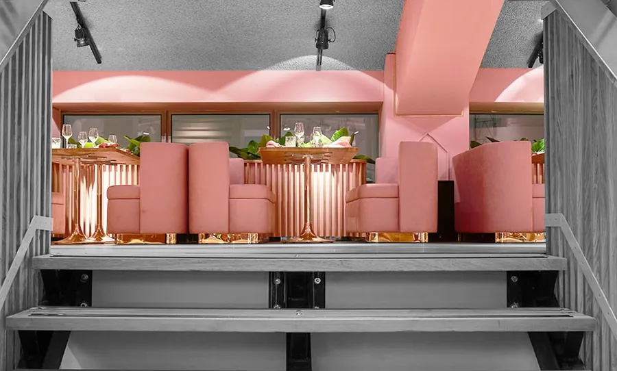 MaMa-Kelly-Restaurant-Pink-Amsterdam