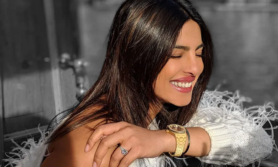 Priyanka-Chopra-Vestido-Despedida-Barchelotte-party