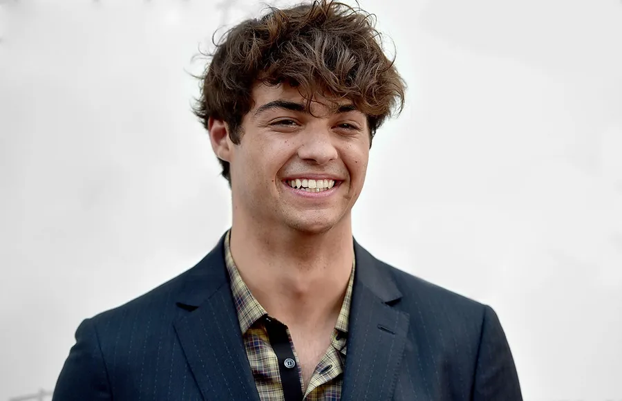 Noah-Centineo-Bailando-a-los-16-años