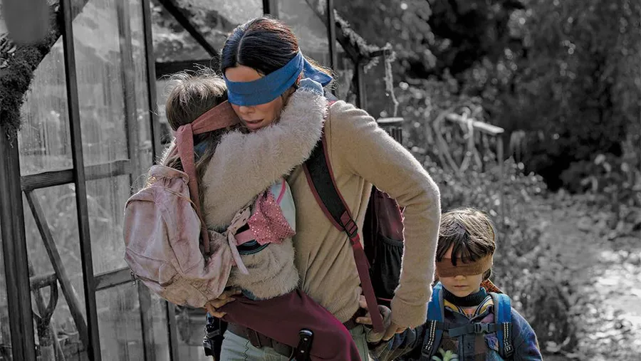 Bird-Box-Sandra-Bullock