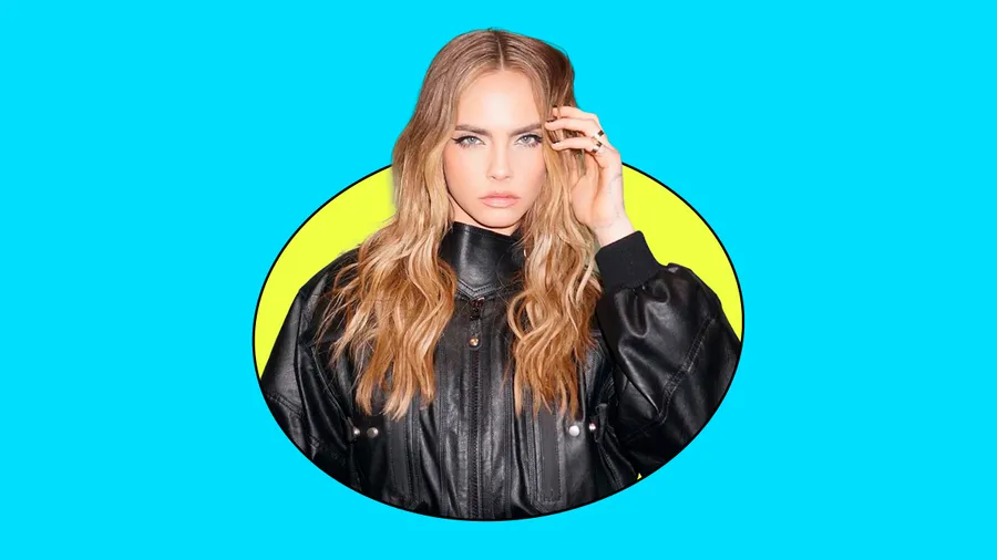 Cara Delevigne corrige el error ortográfico de su tatuaje ingeniosamente