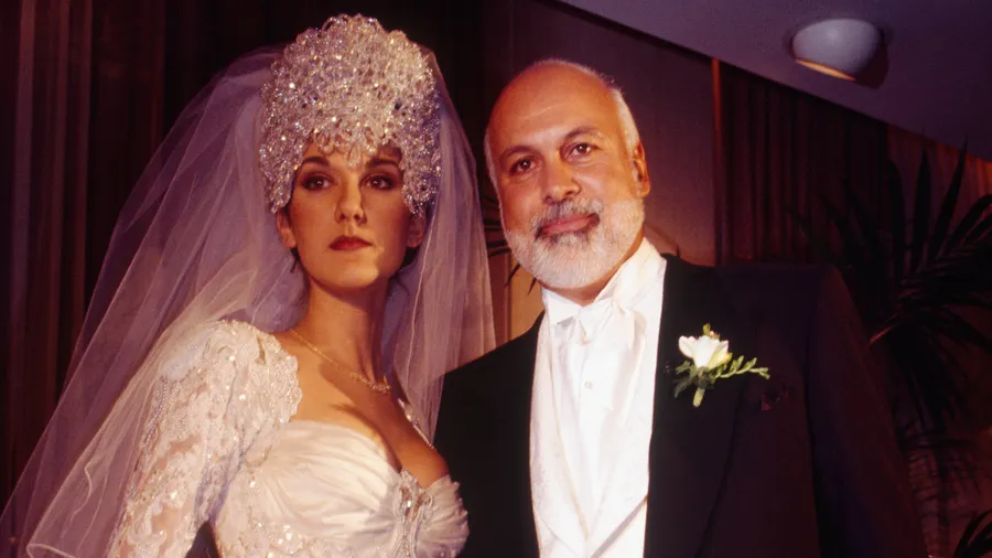 Celine Dion confiesa que la tiara que usó en su boda la llevó al doctor