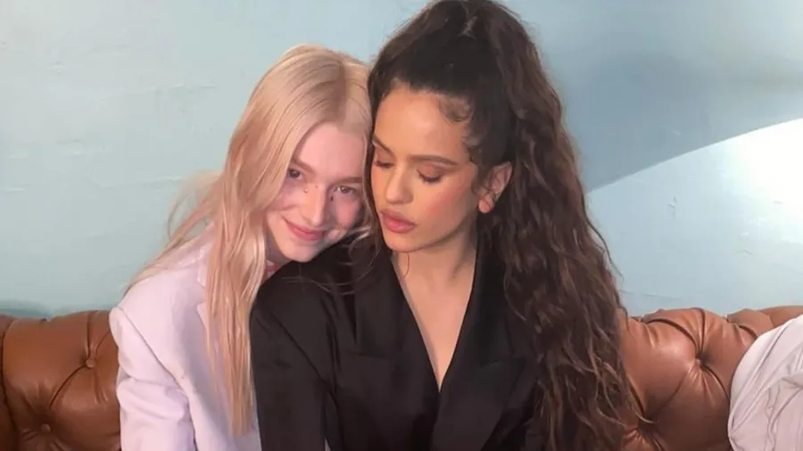 Hunter Schafer confirma que mantuvo un romance con Rosalía por 5 meses