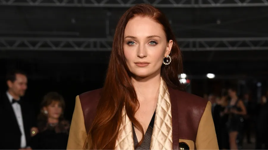 Sophie Turner habla de su divorcio de Joe Jonas y el sexismo que vivió en línea