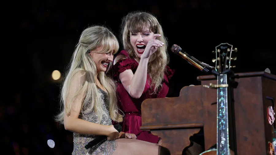 Taylor Swift le dedica un emotivo mensaje a Sabrina Carpenter sobre su carrera