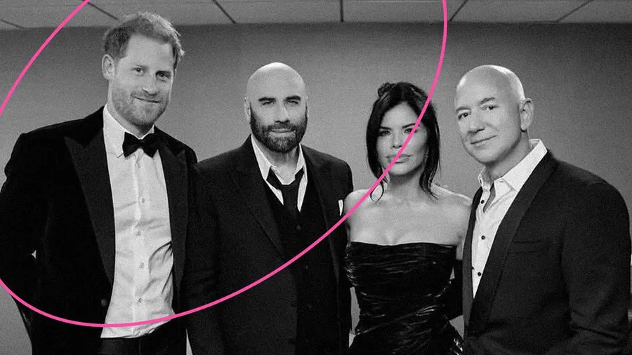 El príncipe Harry es nombrado 'leyenda viviente' y bromea con John Travolta
