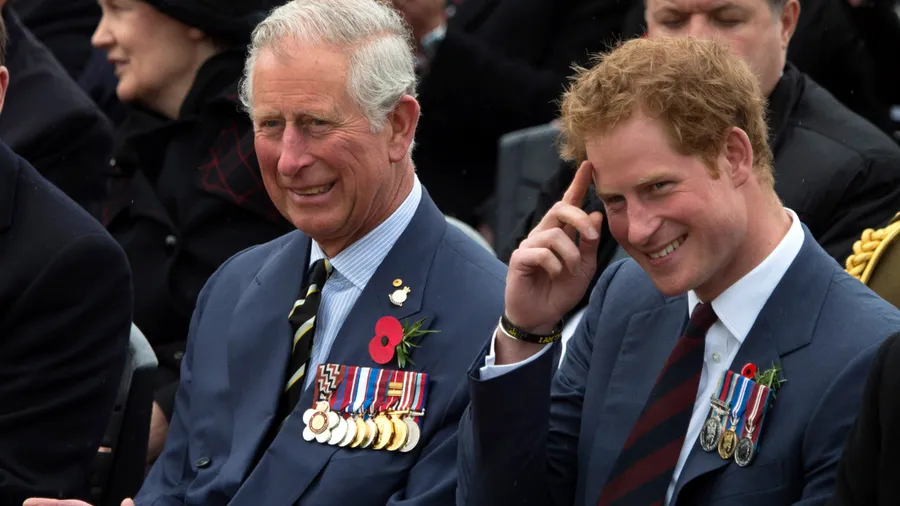 El príncipe Harry rompe el silencio sobre el cáncer de su papá