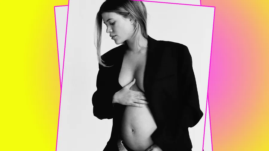 Sofia Richie hace su primera aparición embarazada en la red carpet