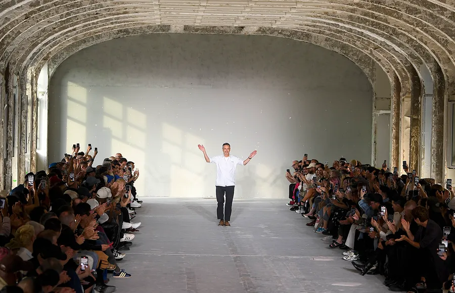 dries van noten retira