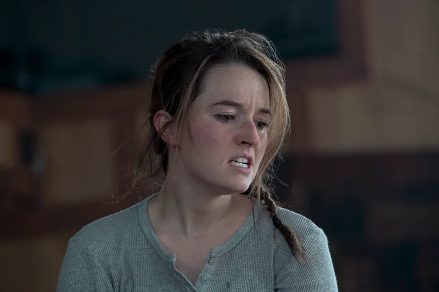 kaitlyn-dever_3.jpg