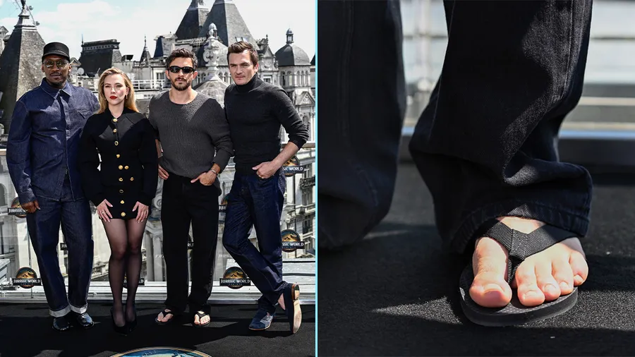 jonathan-bailey-flip-flops