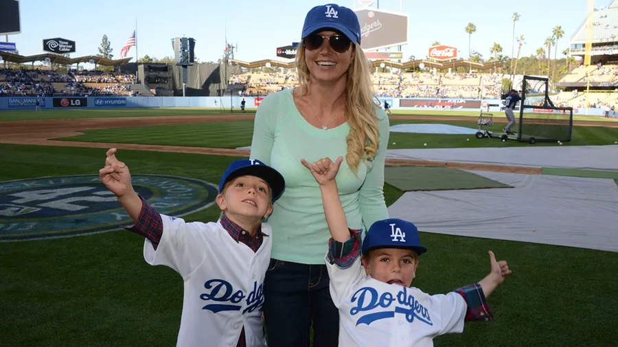 britney-spears-adopto-hija.jpg