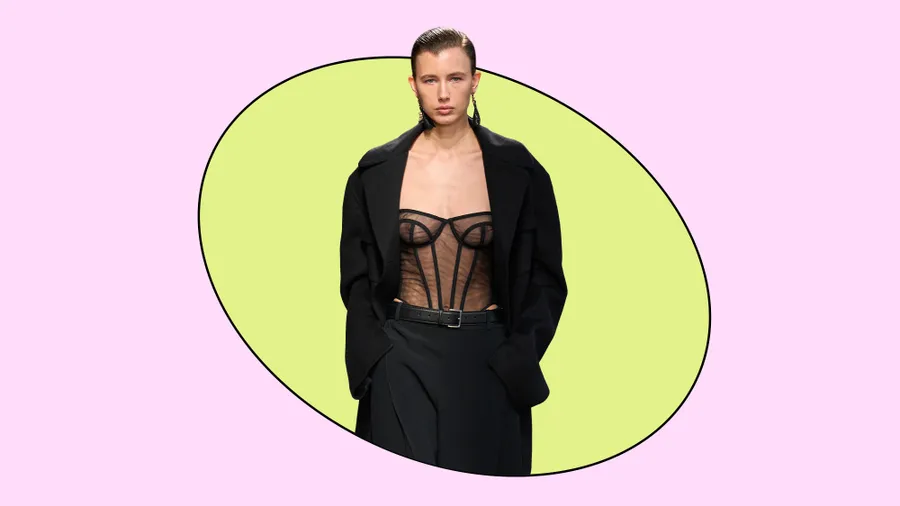 Tu look de San Valentín empieza con un corset.