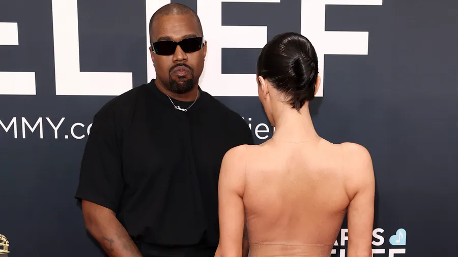 kanye-west-bianca-censori-grammys-look