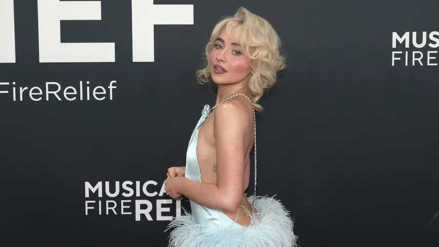 Sabrina Carpenter Grammys