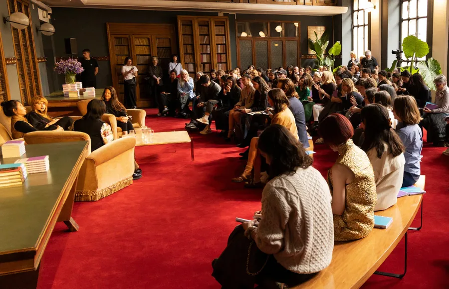 miu miu literary club