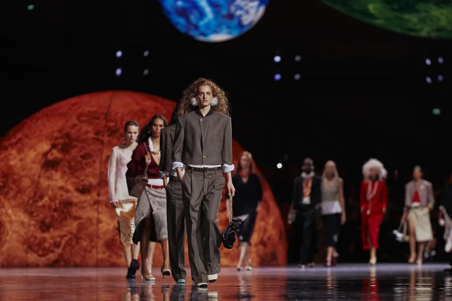 chanel planetario planetas