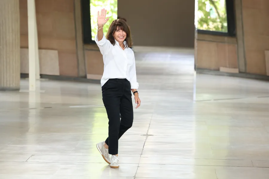 Véronique Nichanian deja Hermès
