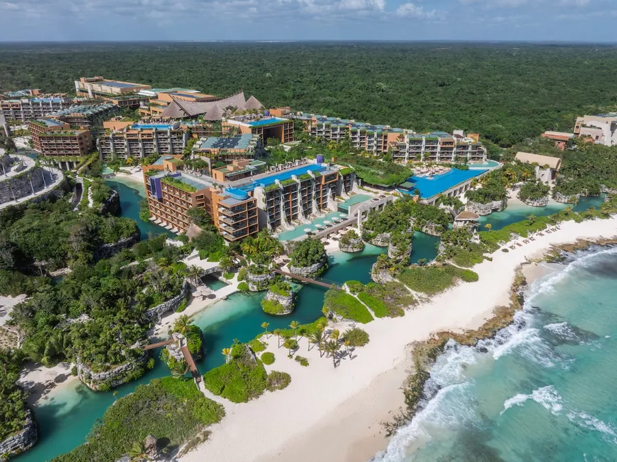 ¿Planeas viajar con tu BFF y ambos son amantes del arte? Este hotel les encantará
