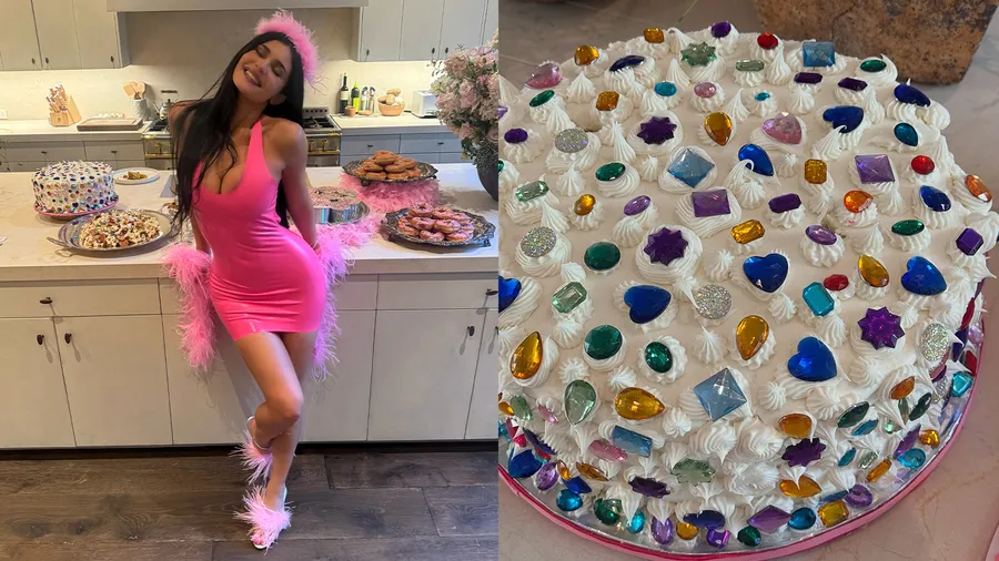Kylie Jenner celebra su cumpleaños 29 con una fiesta temática Princess Kitty.
