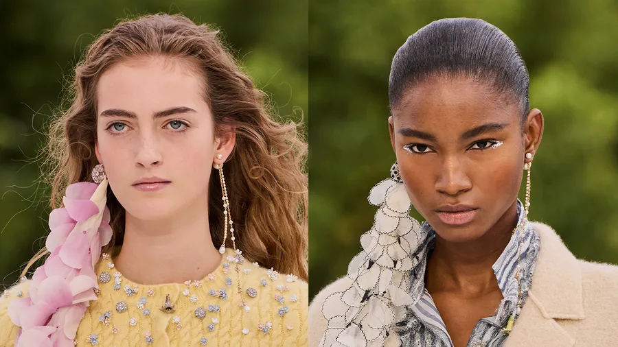 Dior Médaillon: el lip balm que puedes llevar en tu celular