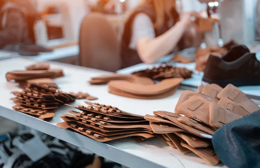 italia-gobierno-fabricar-zapatos