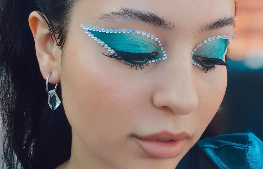 KIRSTEN-COLEMAN-FREE-MASTERCLASS-ZOOM-euphoria-gratis-makeup artist-maquillaje-2