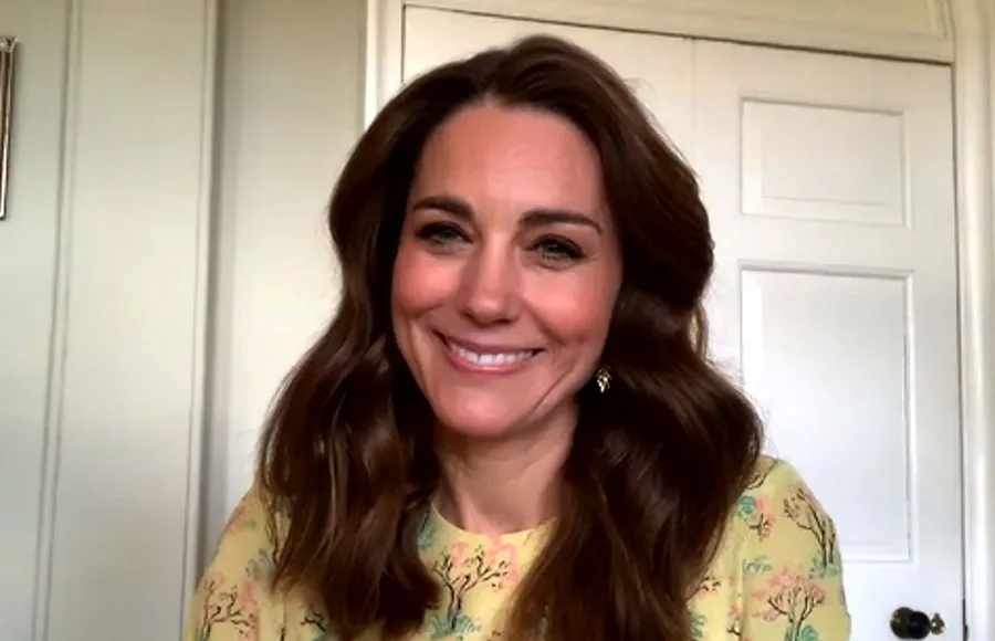 Kate-middleton-vestido-video-conferencia