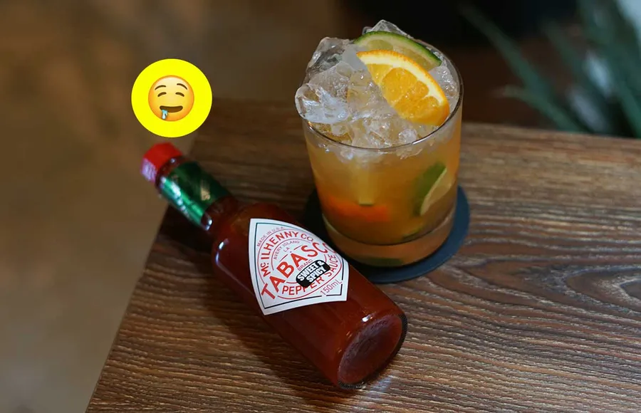 drink-salsa-Tabasco-celebrar-mama