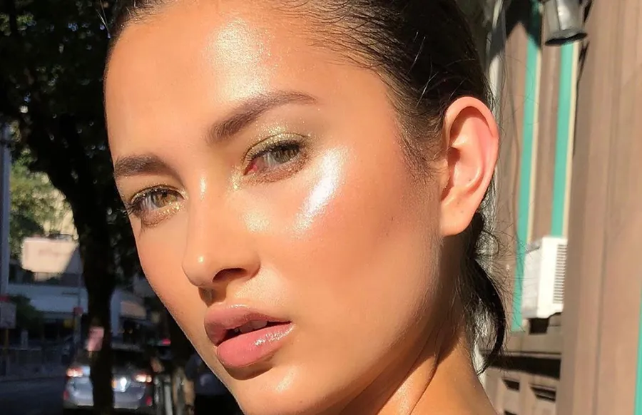 contouring-bronzer-bronceador-corrector-brocha-iluminador-highlighter-nam vo-esculpir