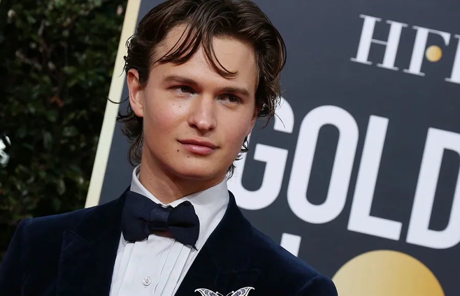 Ansel-Elgort-look-makeup-golden-globes