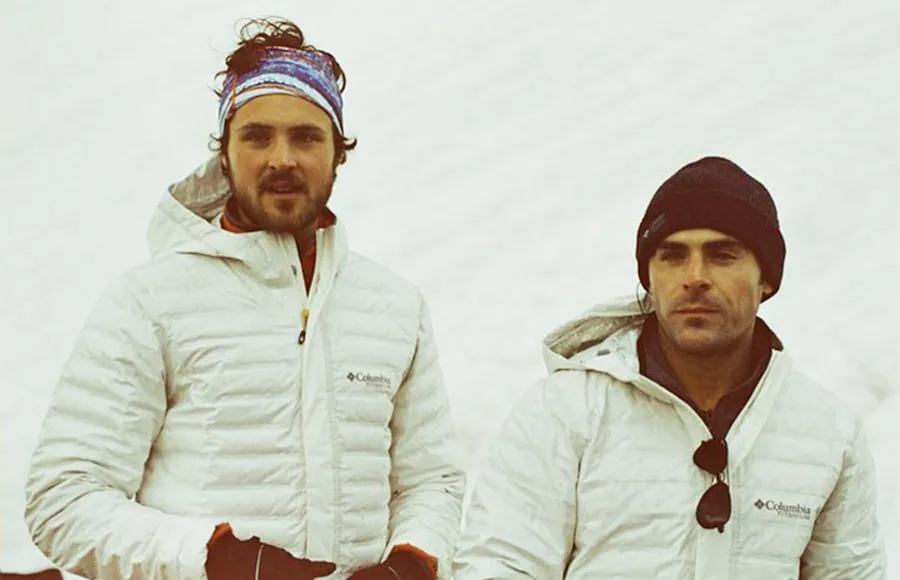 HERMANO-ZAC-EFRON.jpg