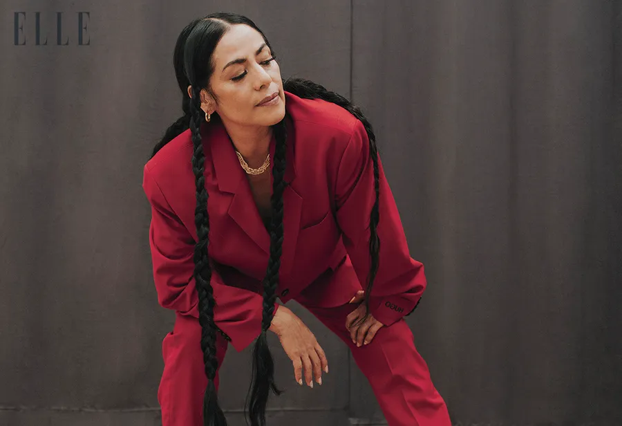 LILA-DOWNS-ELLE-06.jpg