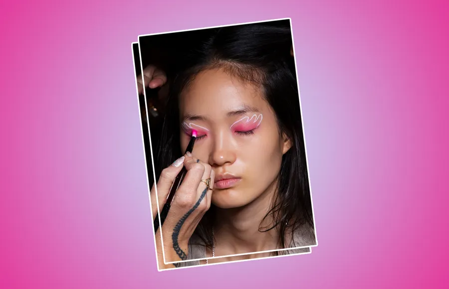 ANNASUIs20-sombras-pliegues-aplicar-eyeshadow-paleta-maquillaje-brochas-primer.jpg