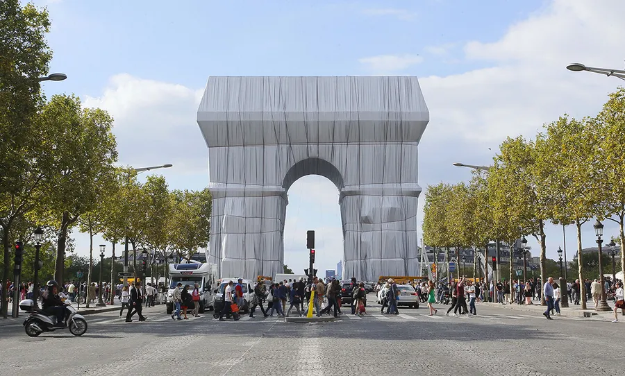 Arco del Triunfo empaquetado Christo