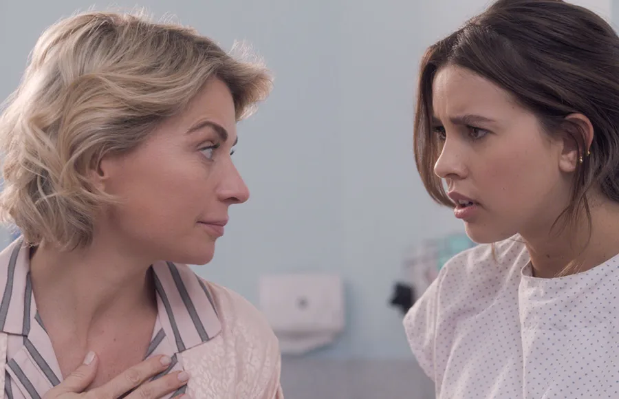 Netflix-Lady-Multitask-'Madre-solo-hay-dos'.jpg