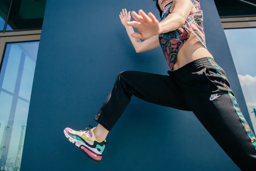 Fer-Altuzar-Nike-Hyper-Flora-ELLE-04