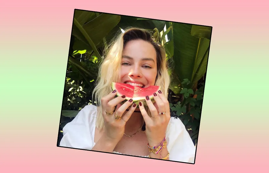 margot robbie-shadow roots-raiz-pelo-look-celebs.jpg